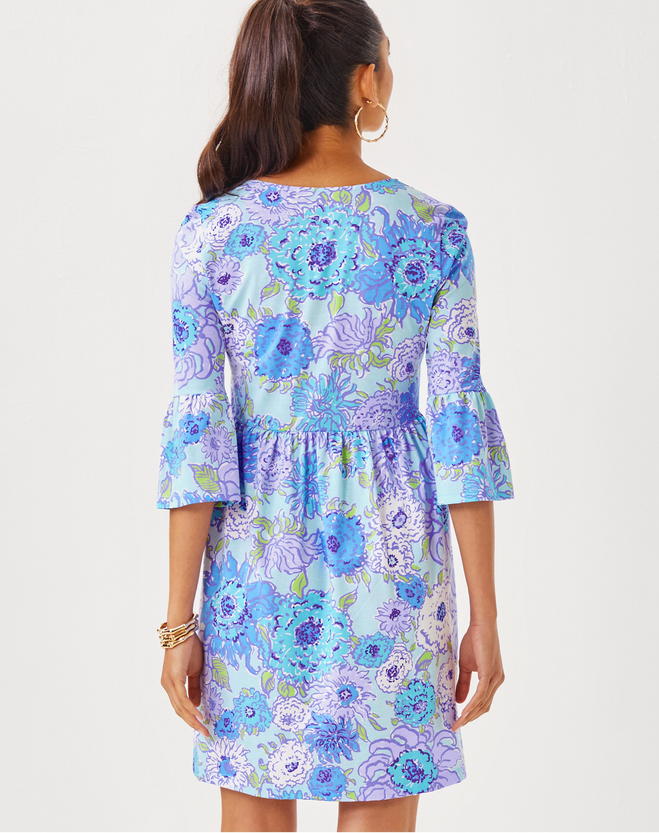 Jannie V-Neck 3/4 Sleeve Dress