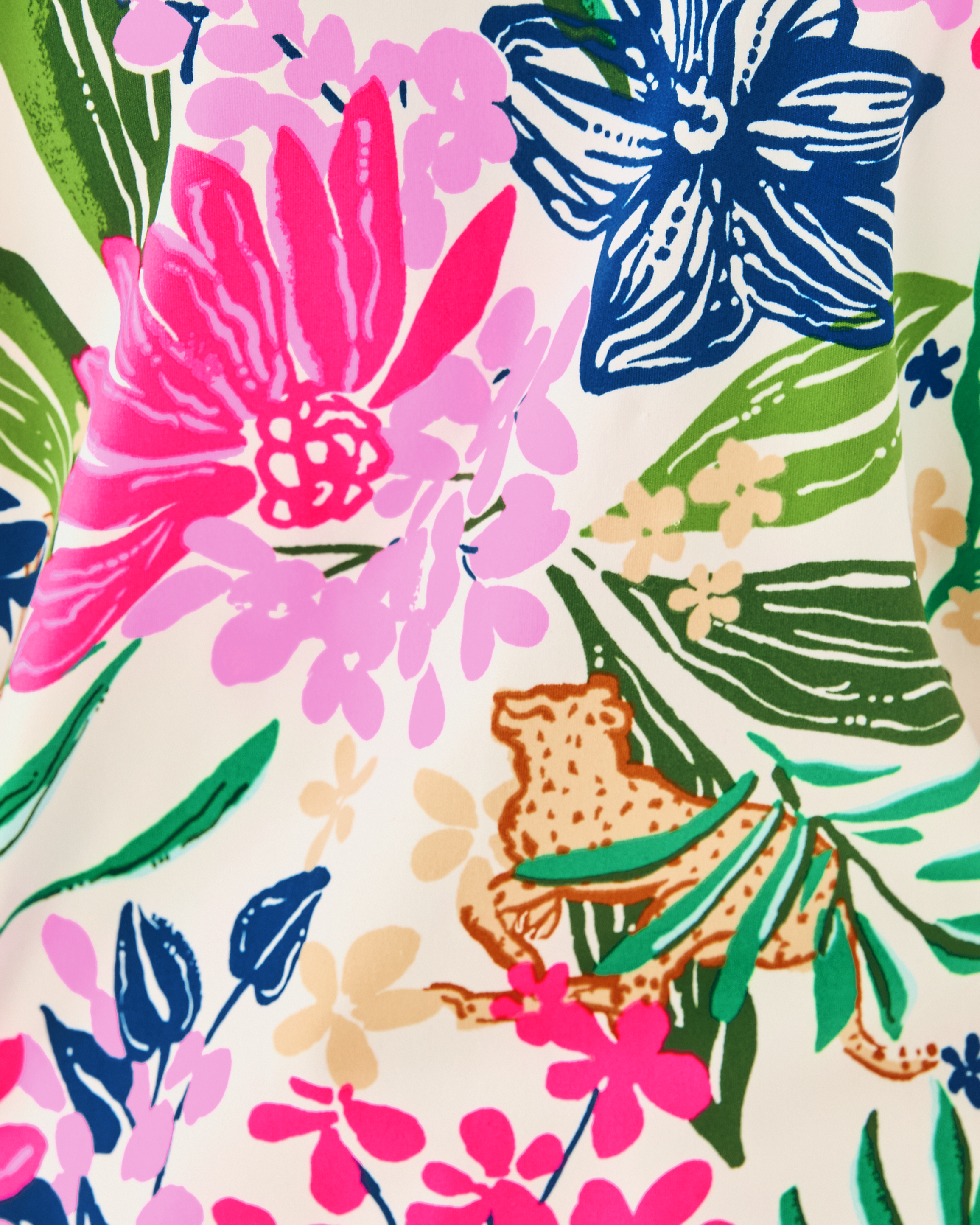 Mini Love Active Dress Up