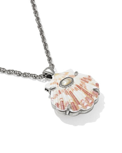 Lucia Shell Short Pendant Necklace - VINTAGE SILVER NEUTRAL SCALLOP 4