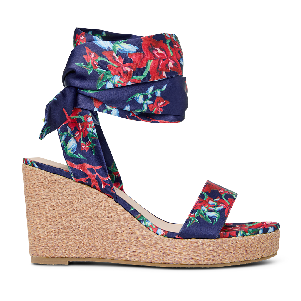 Deirdre Scarf Wedge