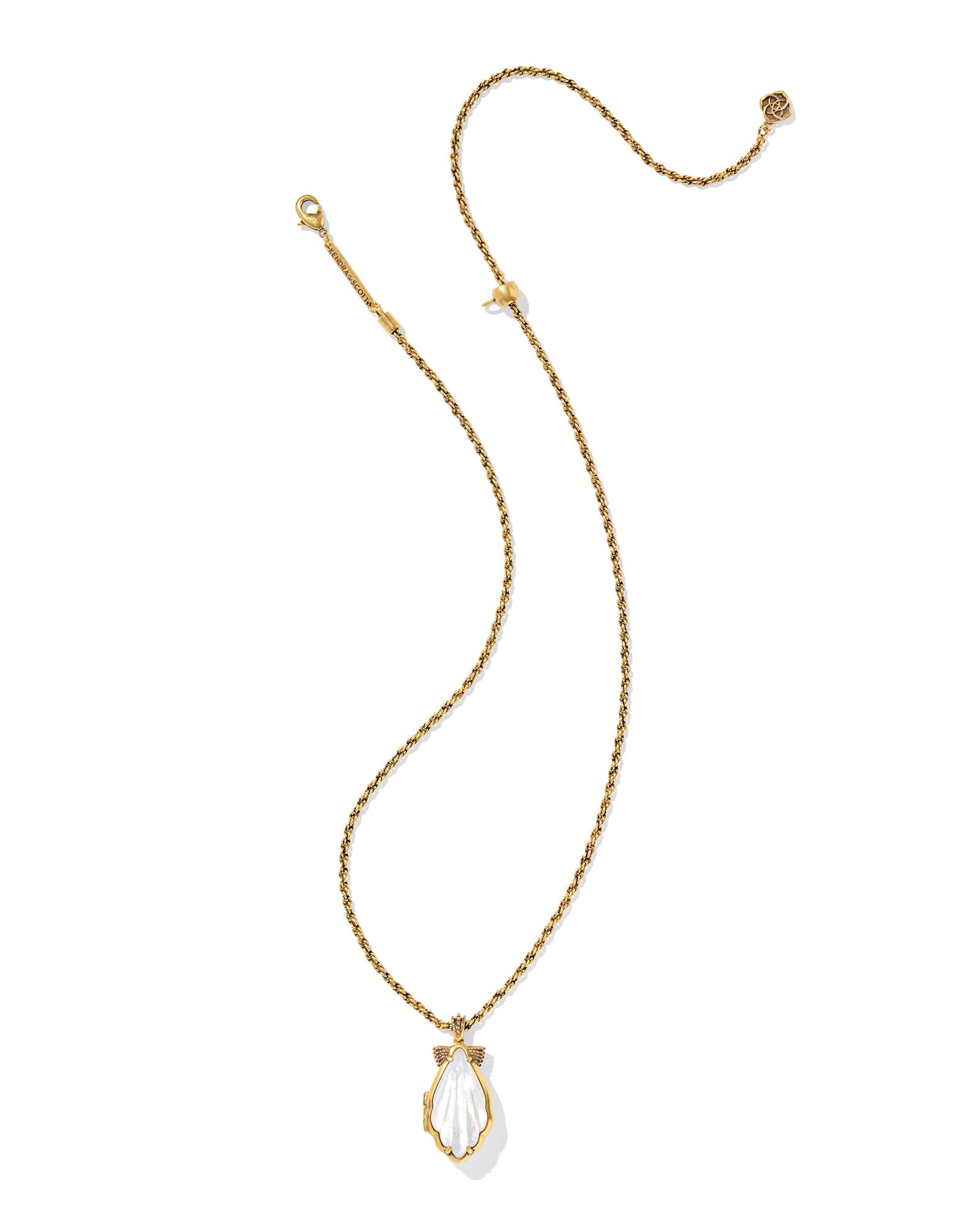 ALEXA LOCKET SHORT PENDANT NECKLACE