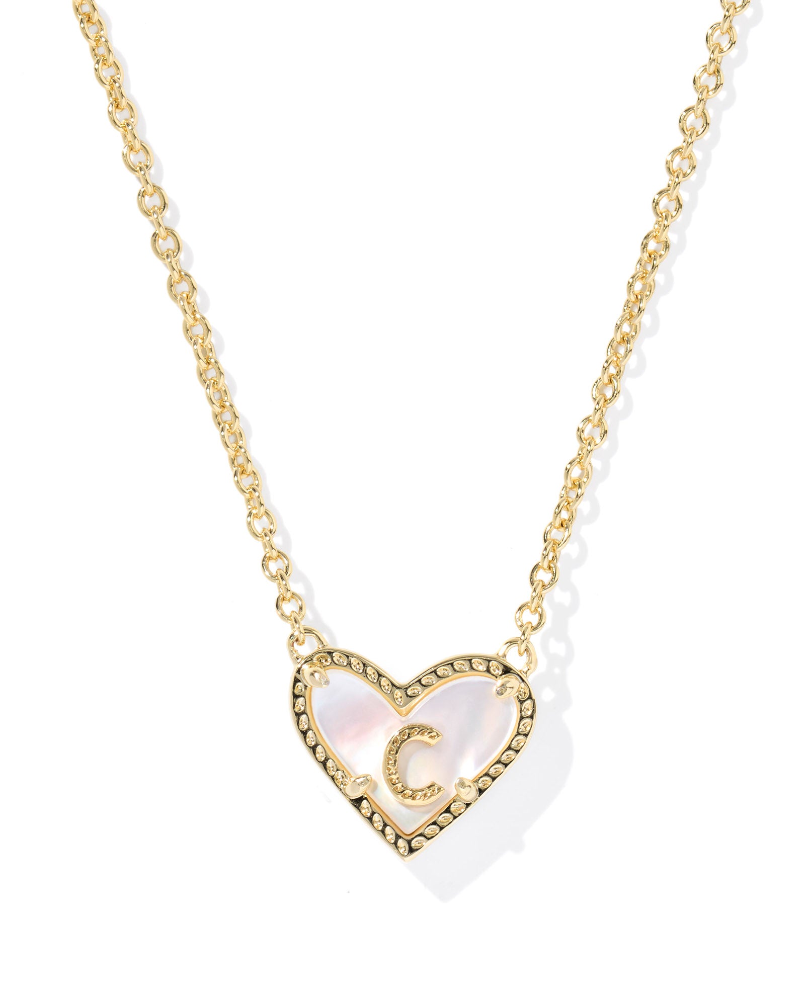 HEART LETTER C SHORT PENDANT NECKLACE