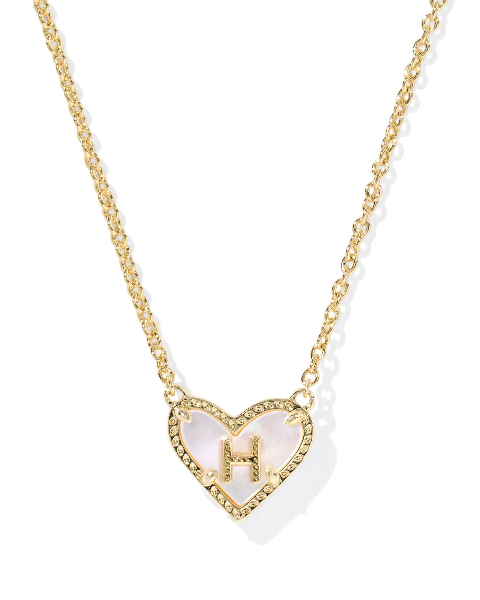 HEART LETTER H SHORT PENDANT NECKLACE